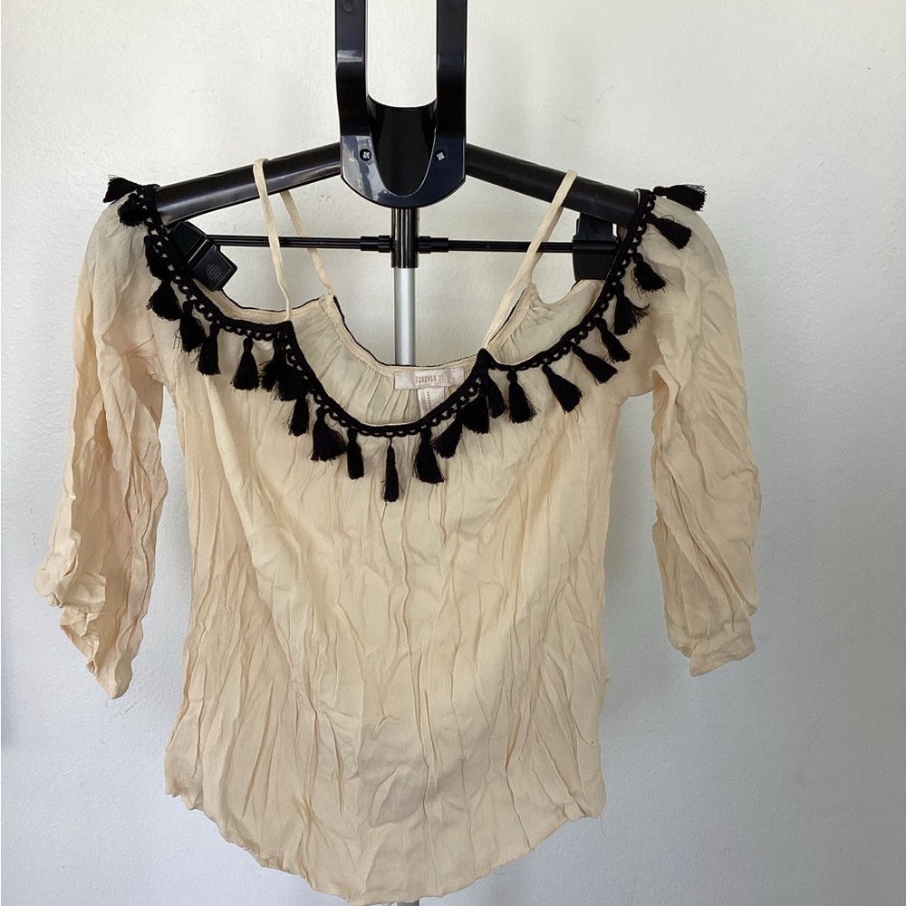 Forever 21 Cream mid length Sleeve Blouse. Size M